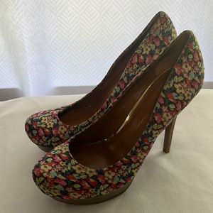 Jessica Simpson Floral Cloth High Heels